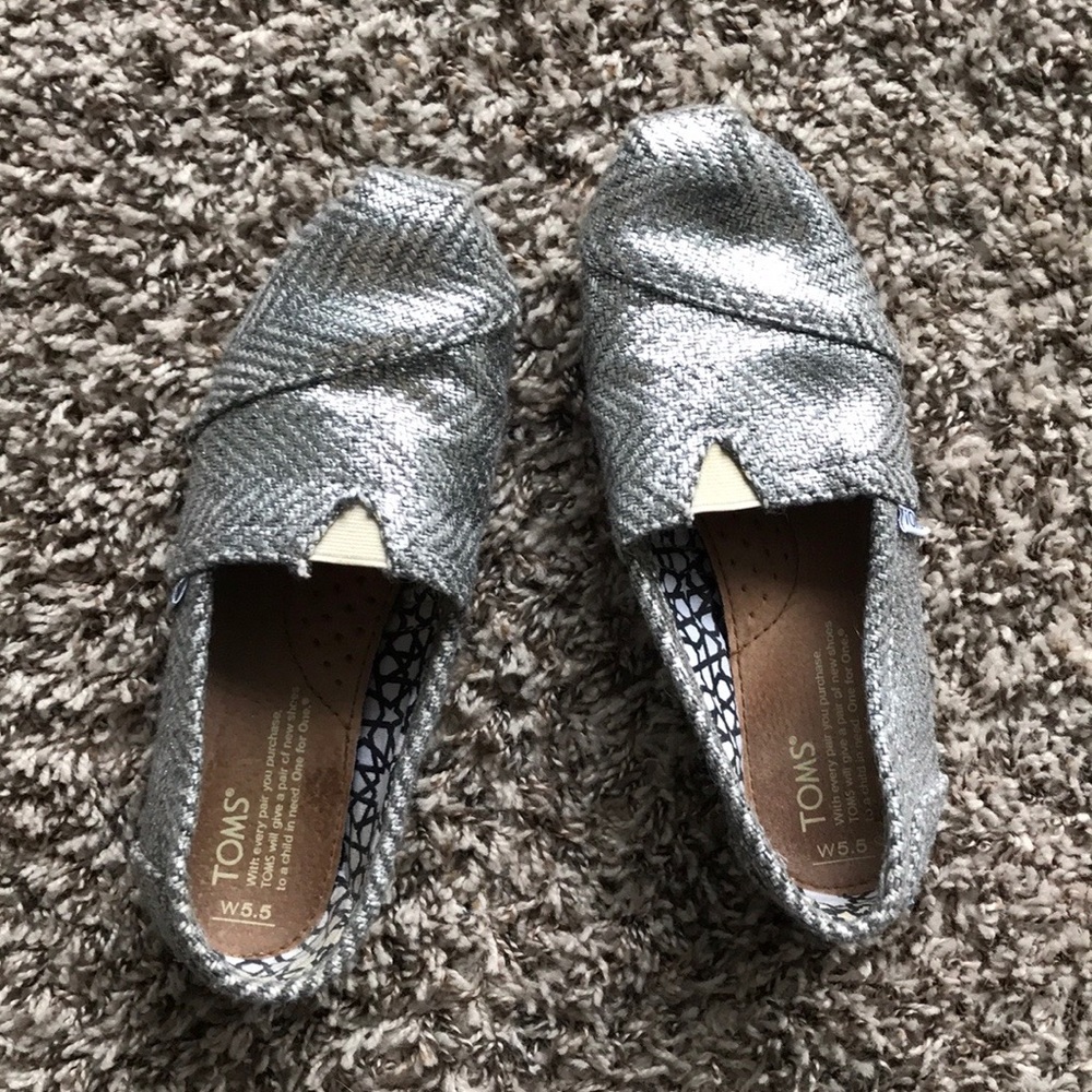 Tom’s Metallic Silver Slip On Shoes size 5.5